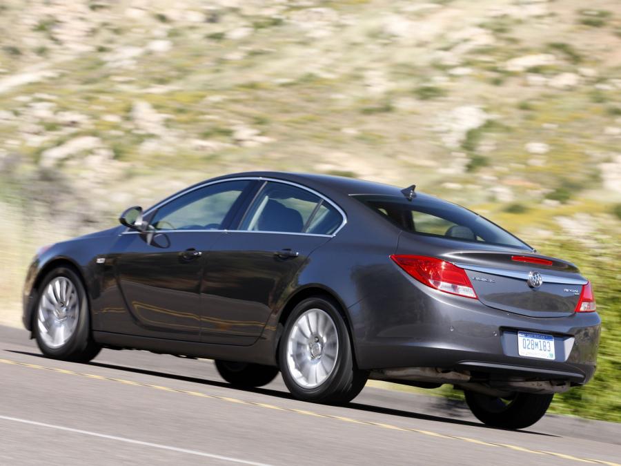  Buick Regal 2010 года  (фото 3 из 16)